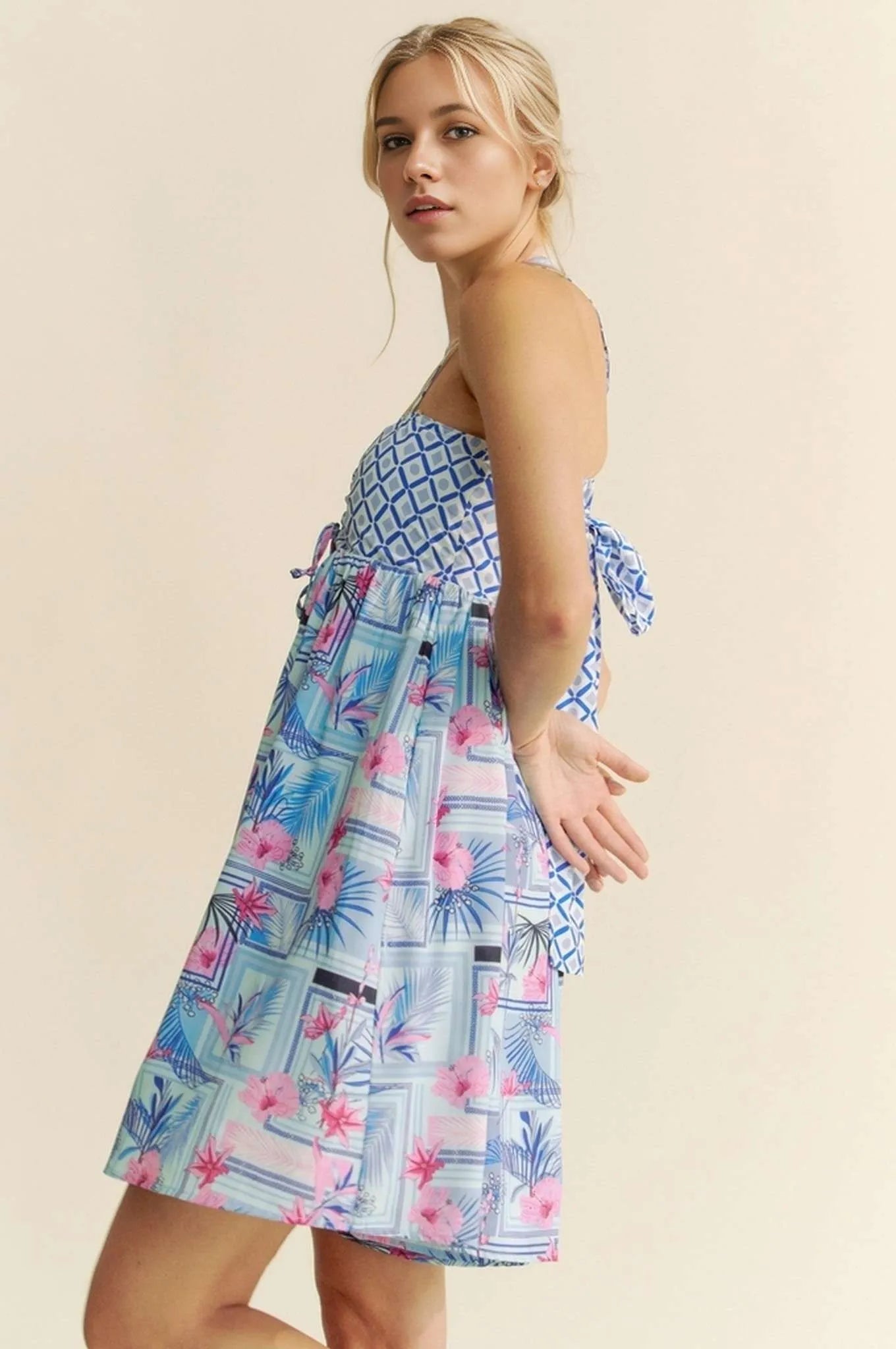 Davi & Dani Tropical Floral Geo Print Tie Back Tube Top Romper 0299c9a440254d3495bb9721afa2ce01-Max-Origin