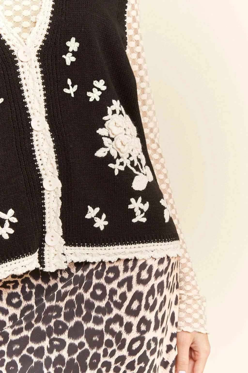 Davi & Dani Floral Embroidered Lace Sweater Knit Vest 03dd483830c7499f91290e0c33ee1e99-Max-Origin