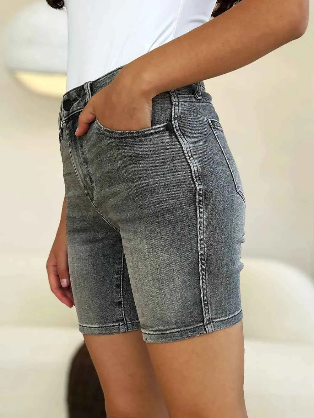 Judy Blue Full Size High Waist Washed Denim Shorts 055ef77f-0f5e-4070-b6e5-2b2c4fbc6c19-Max