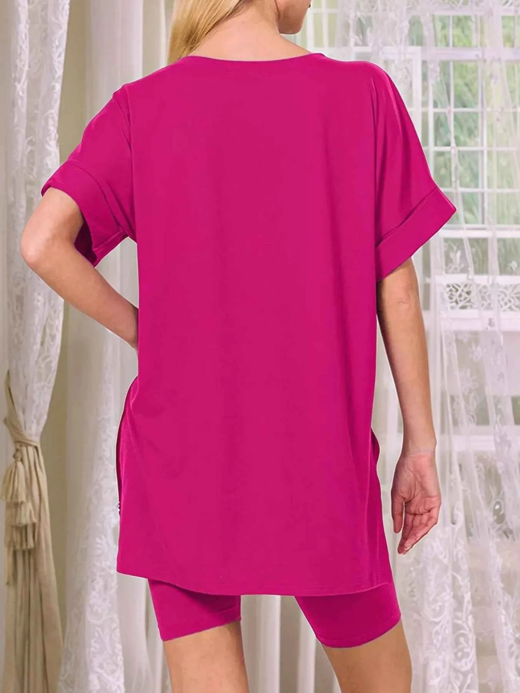 V-Neck High-Low T-Shirt and Shorts Set 05831f2f-cd45-4c3b-b798-05a98bdc9d36-Max-Origin