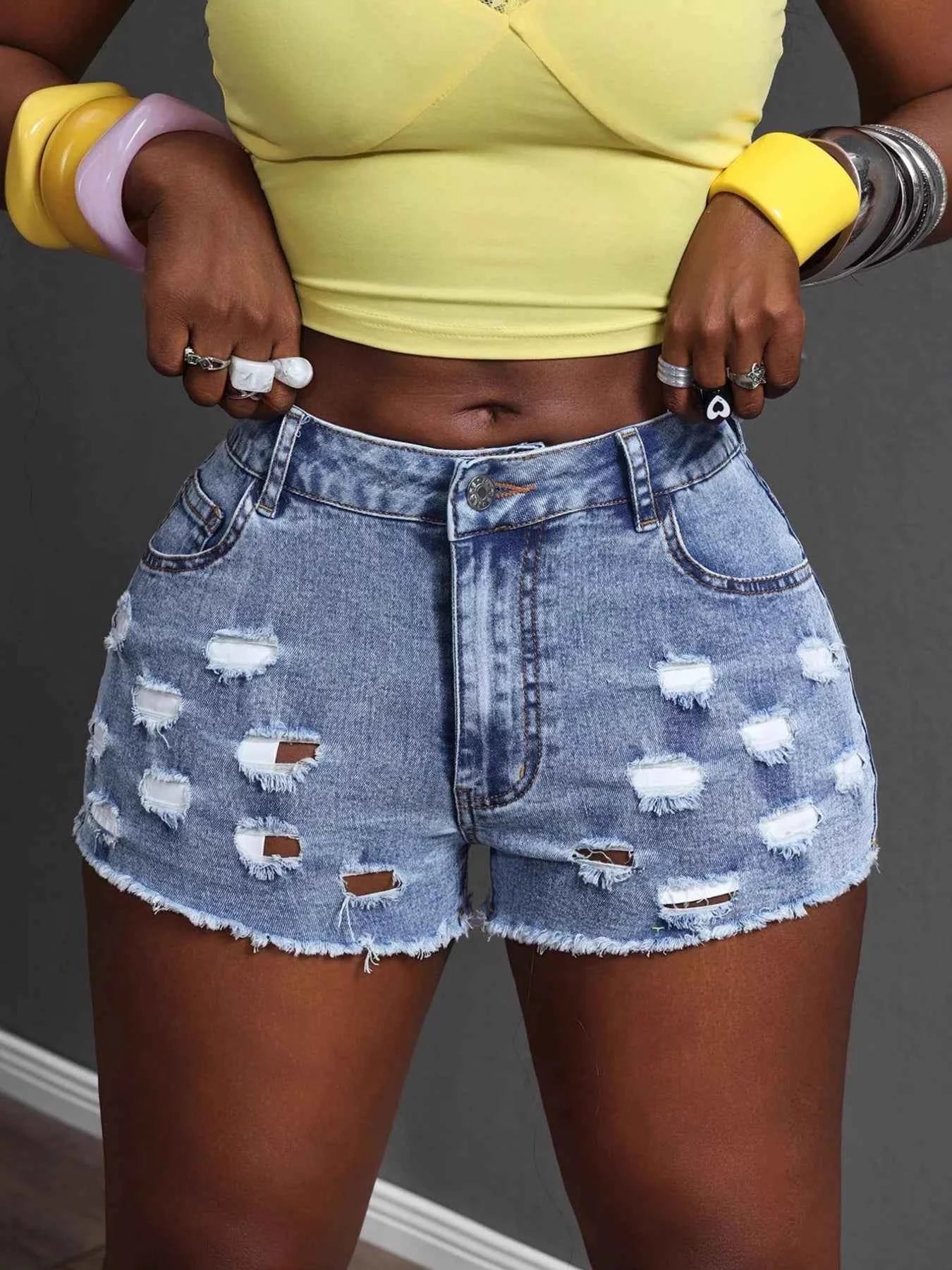 Distressed Denim Shorts with Pockets 0701923189e54099856b0c3fc237dcd3-Max-Origin