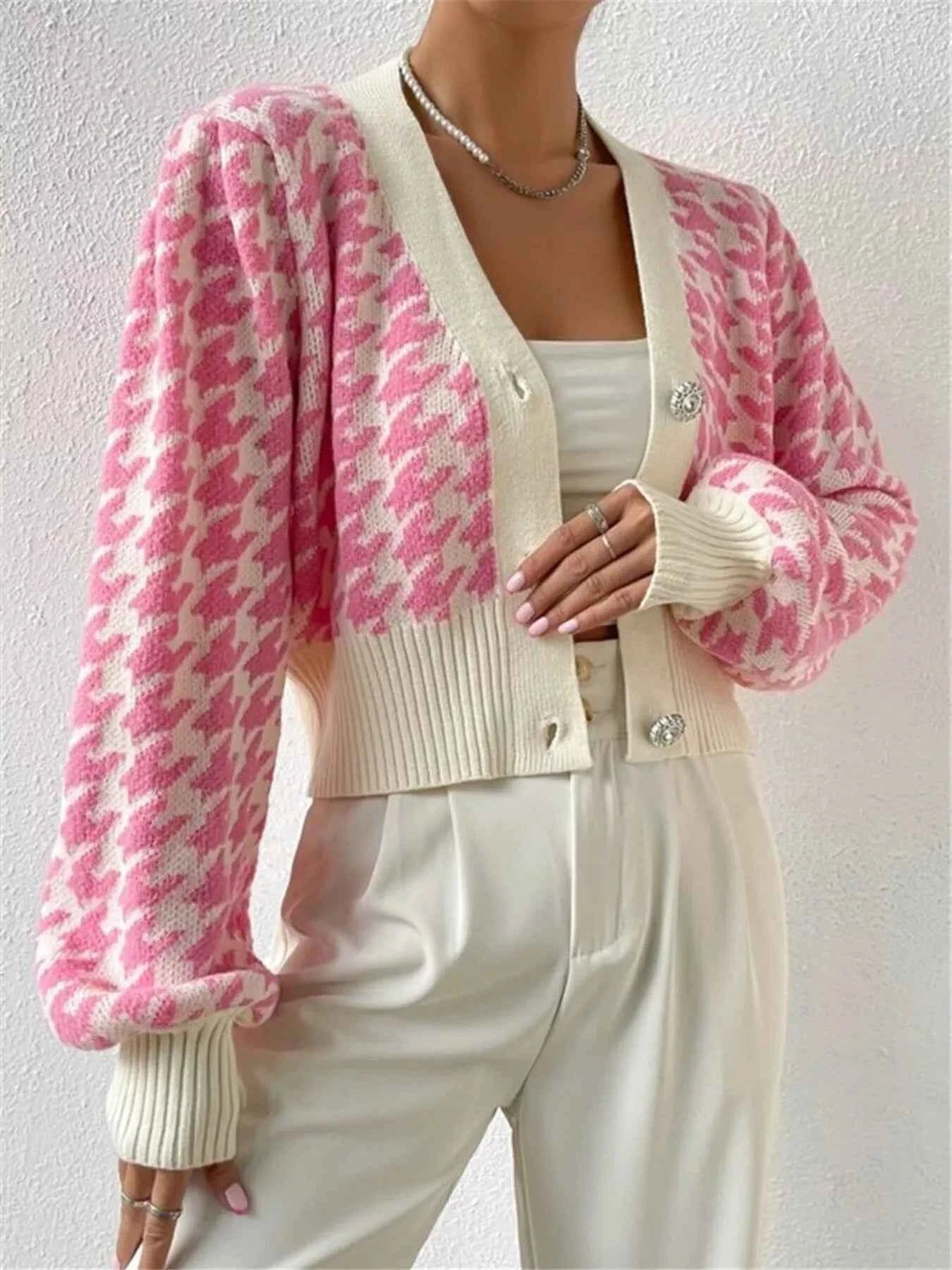 Houndstooth V-Neck Button Up Cardigan 0754c699077542abb7e9867e1b884290-Max-Origin