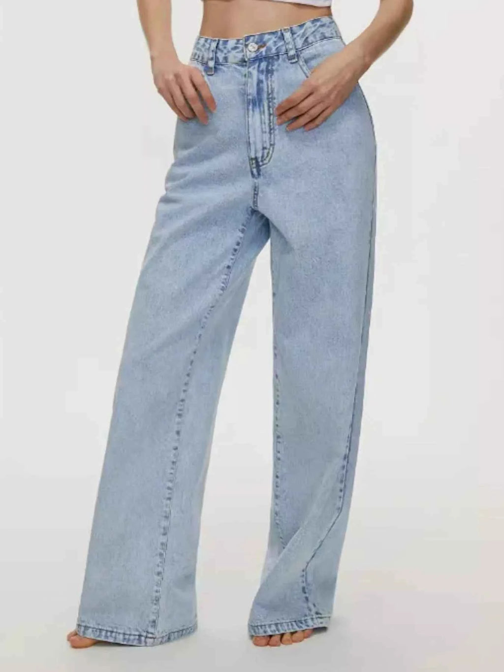 High-Waisted Wide Leg Jeans 08d7961d-8d7b-4e01-9d0d-cc27ef52f6c5-Max-Origin