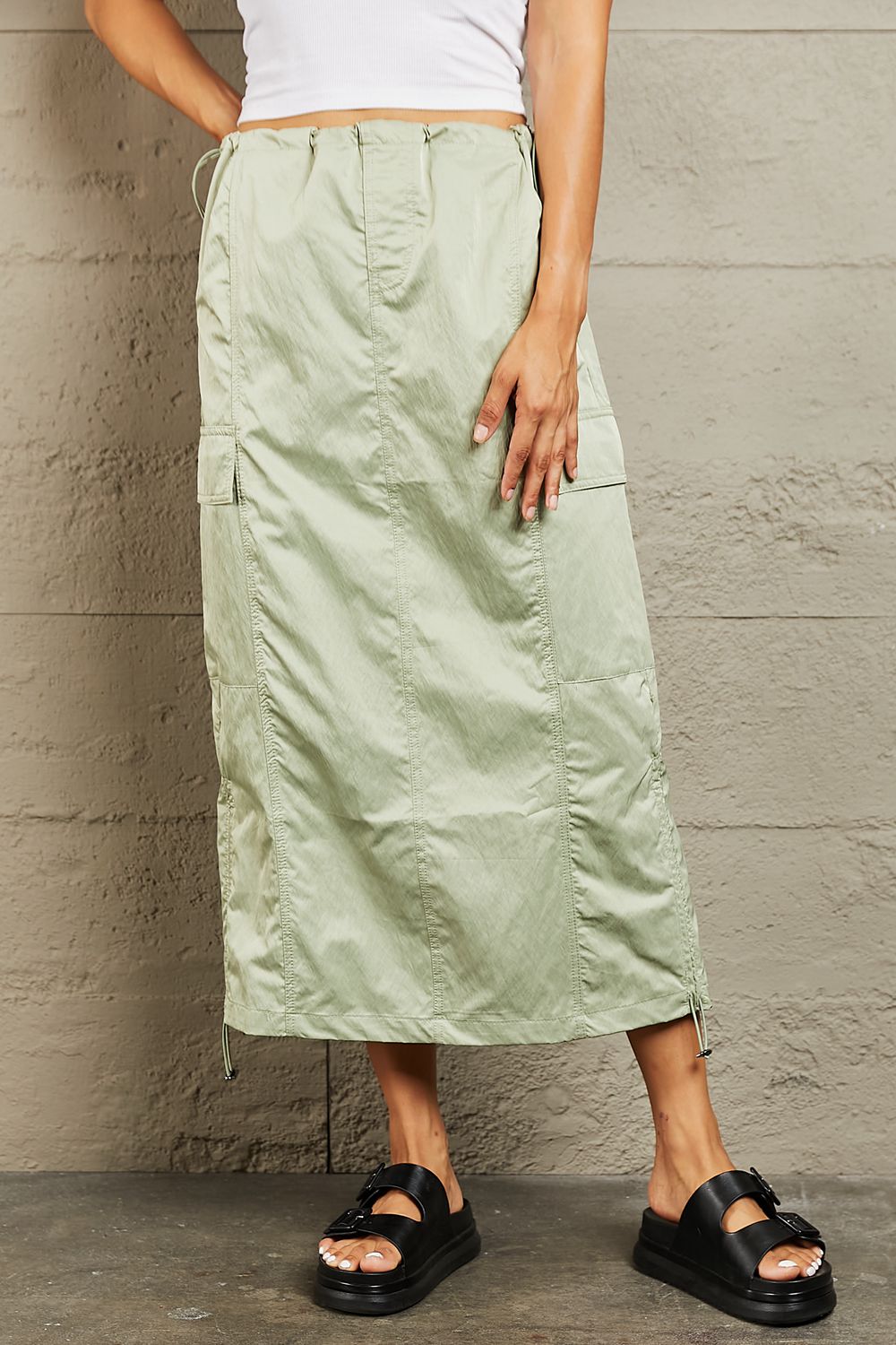 HYFVE Just In Time High Waisted Cargo Midi Skirt Light Green 08f5939ac4da4ba88151677619b42017-Max