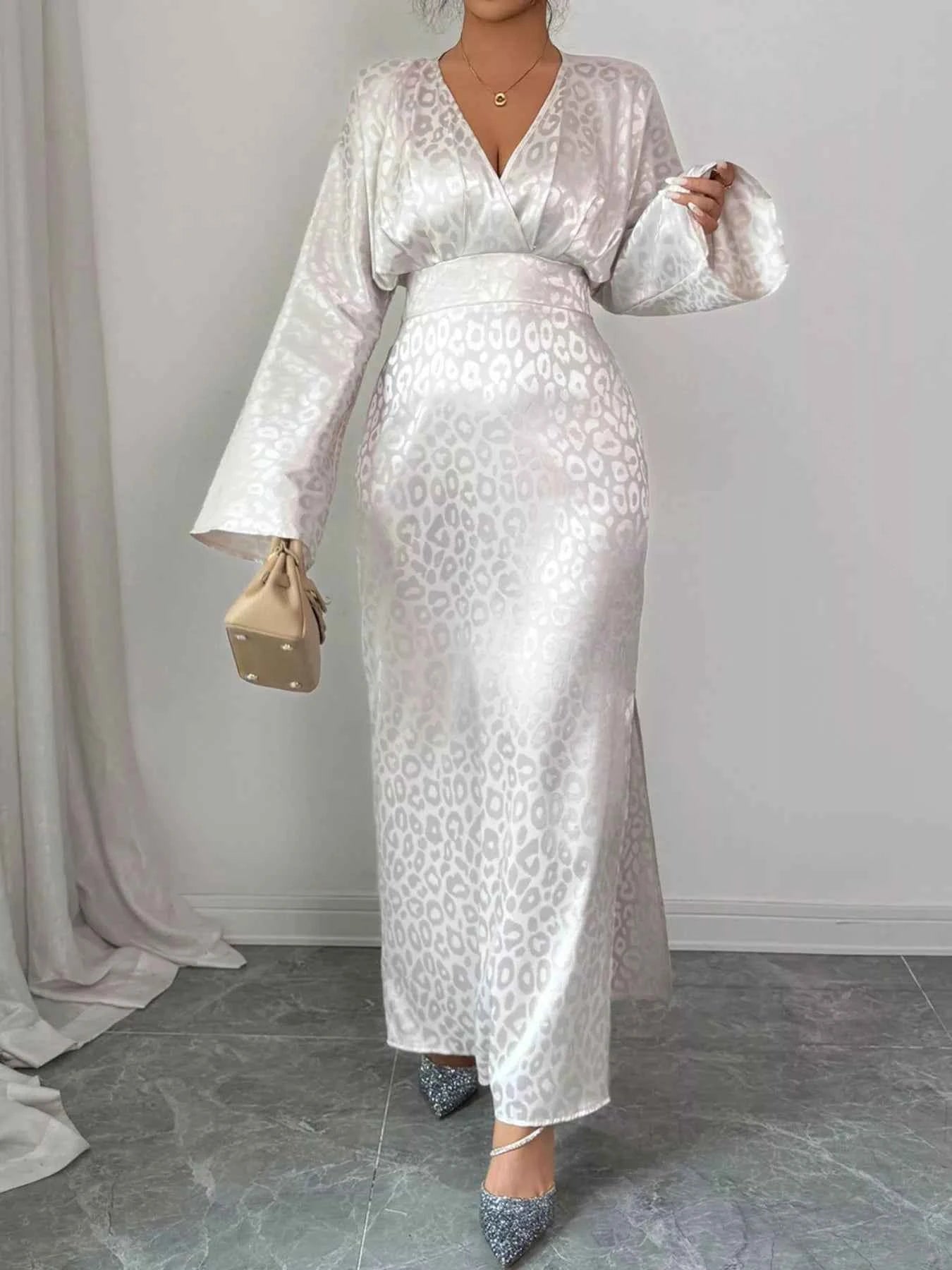 Leopard Surplice Long Sleeve Maxi Dress 093ed47f-5cd8-41e0-aa1b-406475caba0a-Max-Origin