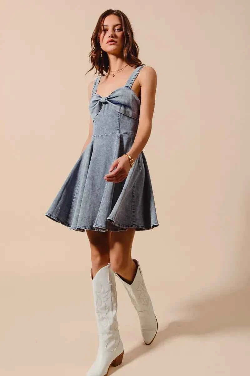 SO ME Mineral Washed Bow Ribbon Denim Flare Dress 0a3419af1af84e2da20befd3969ae229-Max-Origin