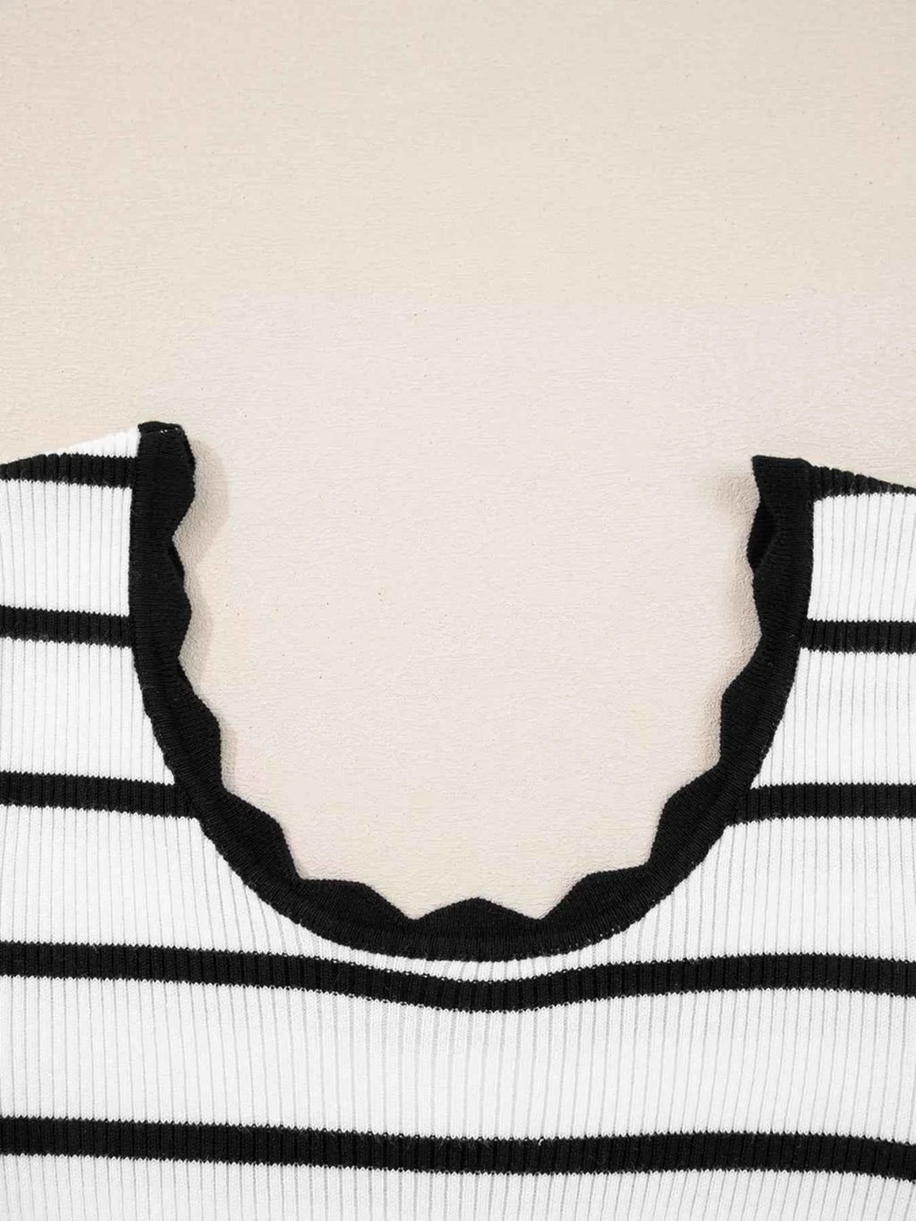 Scalloped Trim U Neck Striped Ribbed Slim Knit Top 0d737793209d4bdfacbd479973ca8b7c-Max-Origin