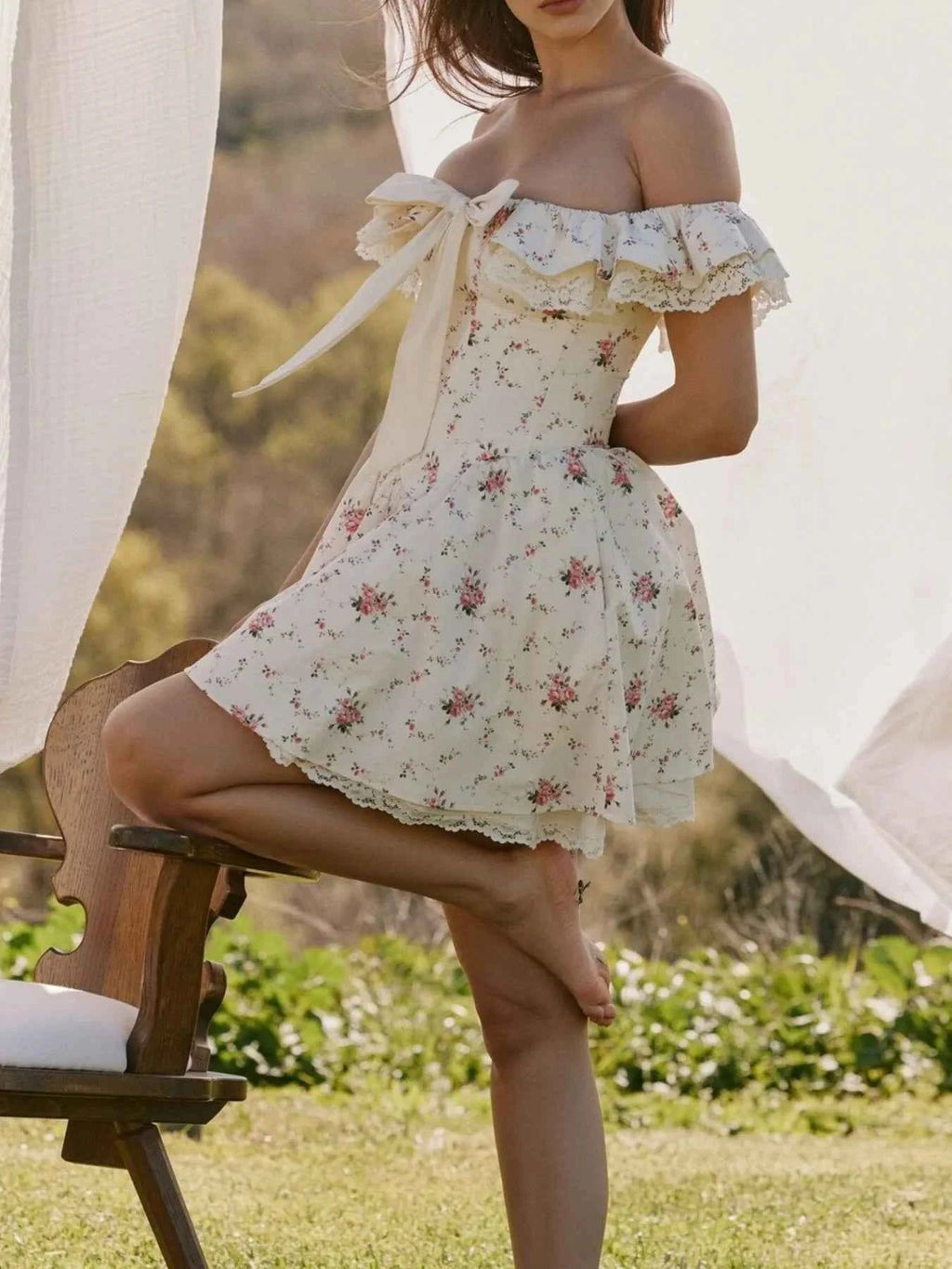 Off-Shoulder Floral Lace Trim Mini Dress 0d75d6ff-535f-444d-81e8-7cf586beda2e-Max-Origin