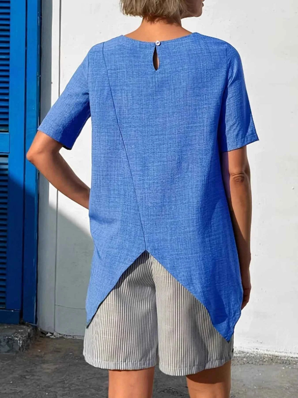 Asymmetric Hem Relaxed Fit T-Shirt 0ee04698-6130-492c-8f15-281132ce5ae0-Max-Origin