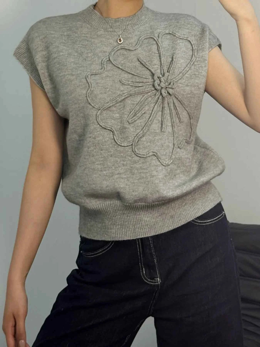 Flower Mock Neck Sweater Vest 0f6e758c55d3408192e6ca1a9f127d99-Max-Origin