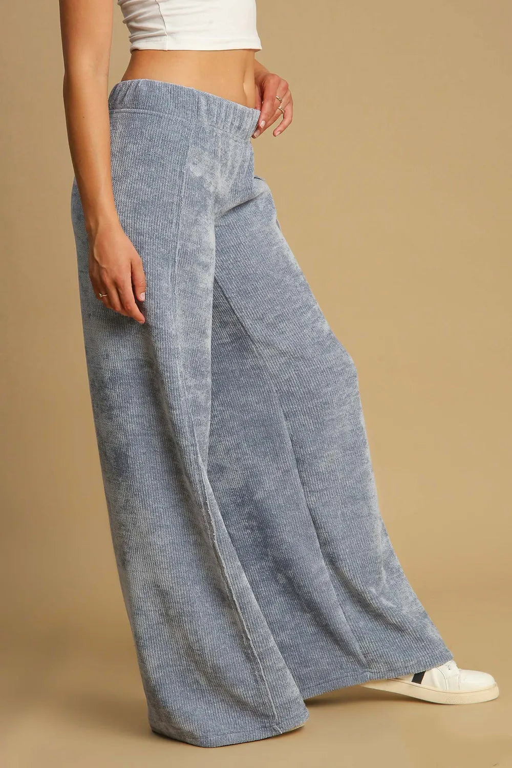 Umgee Elastic Waist Wide Leg Pants 111a0bed-3c7a-4b66-9bd0-d9bd518f3a17-Max