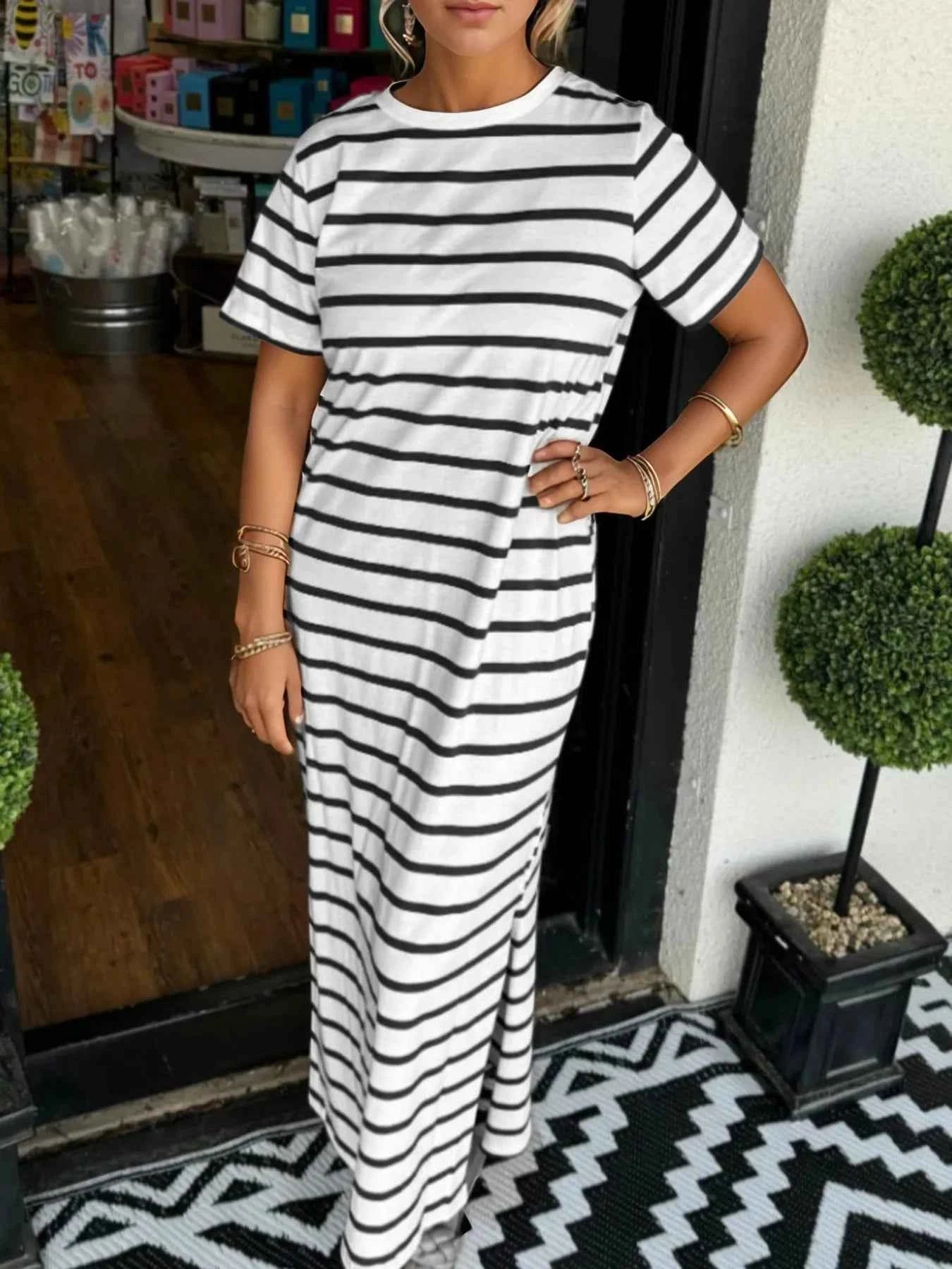 Plus Size Striped Maxi Dress with Side Slit - Full Size T-Shirt Style Black 11811439-3f65-4cba-a83a-179158987028-Max-Origin