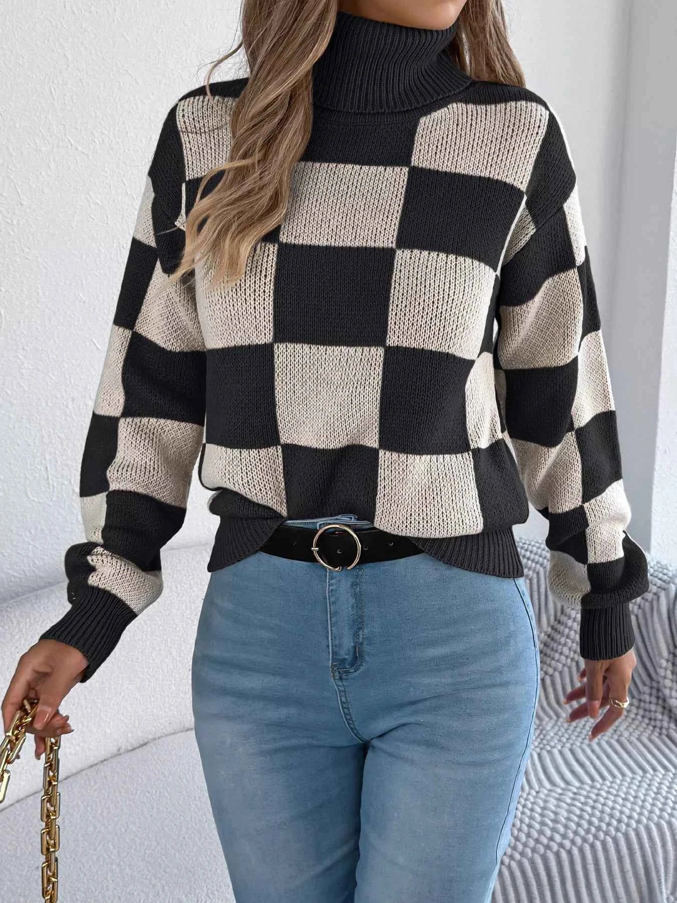Checkered Turtleneck Long Sleeve Sweater 11b8f84a-15a6-474f-9df8-f5ca9fec2125-Max-Origin