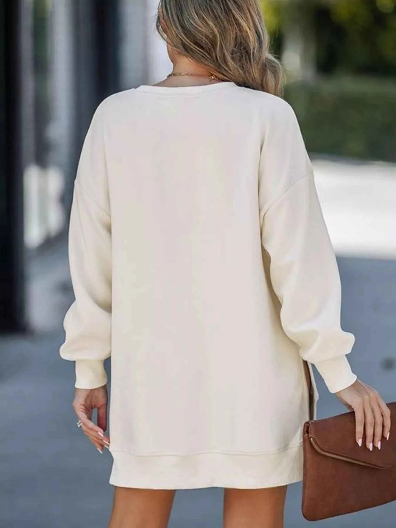 Side Slit Round Neck Long Sleeve Sweatshirt 124e5f26-57b3-4aba-885f-2cb38375f751-Max-Origin