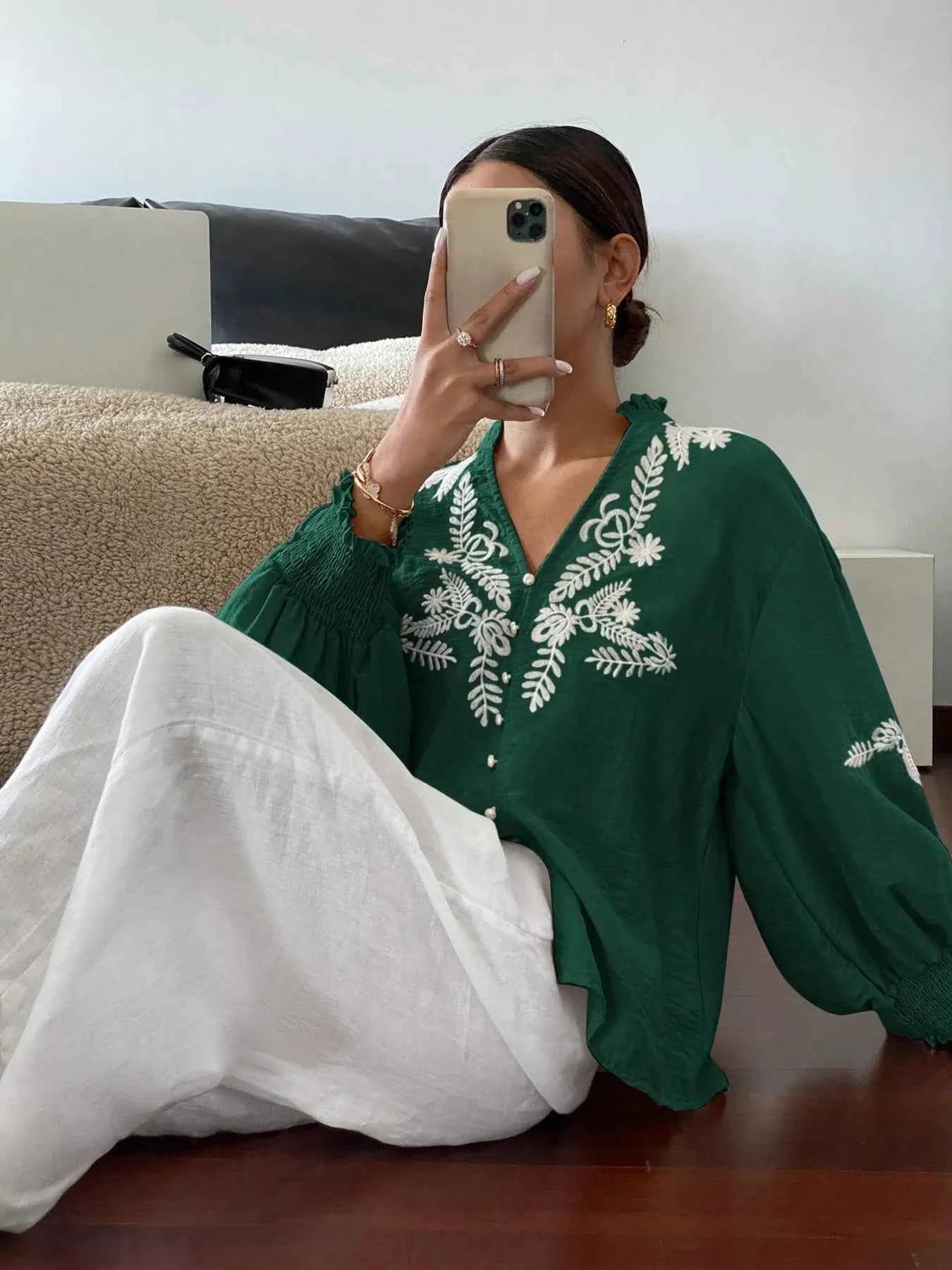 Embroidered Lantern Sleeve Blouse 12f409020eff41759cfd122a469c978a-Max-Origin