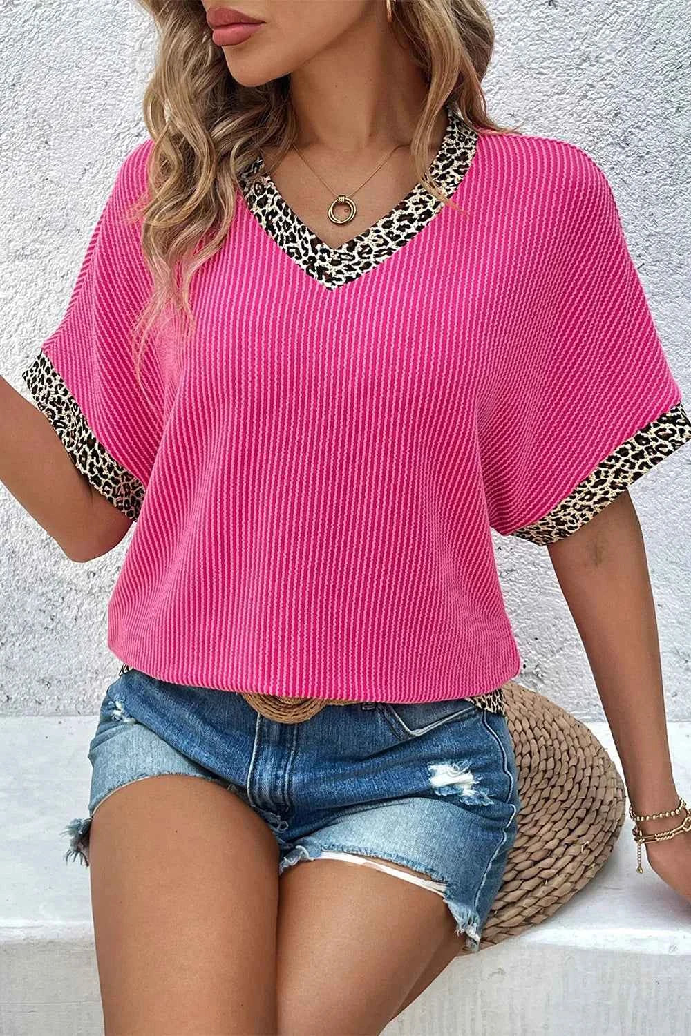 V-Neck Leopard Trim Ribbed Blouse 149e00c9-b16f-4f6c-8487-4be5f7a2d9f8-Max-Origin