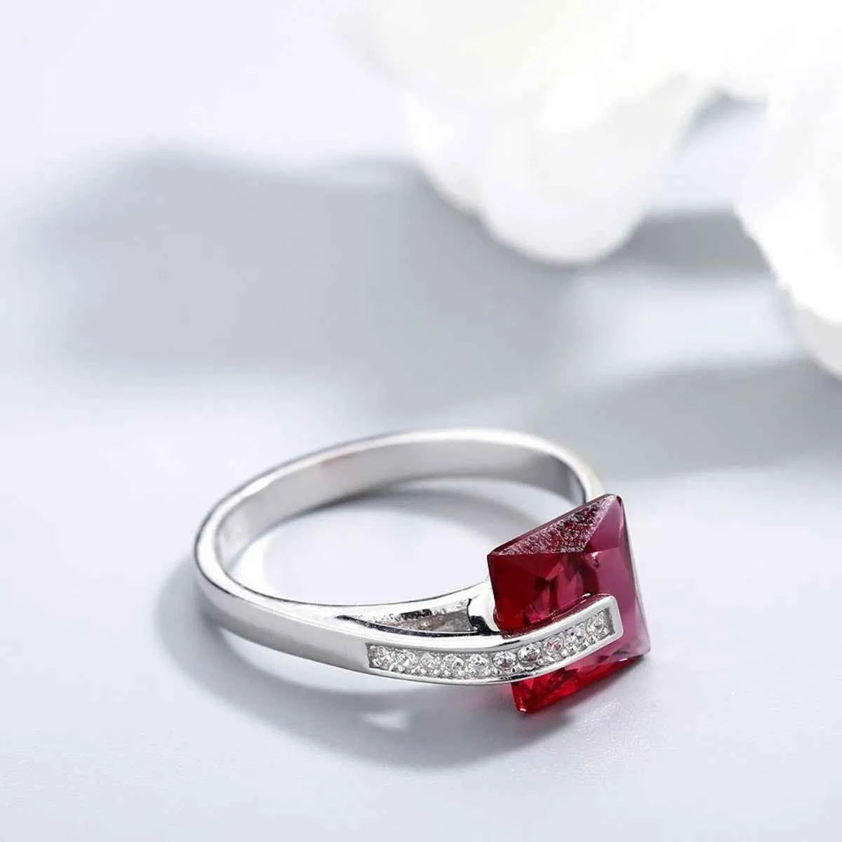925 Sterling Silver Inlaid Zircon Ring 14e8a415-b7ea-43e7-b07c-f326cf8f0fe4-Max-Origin