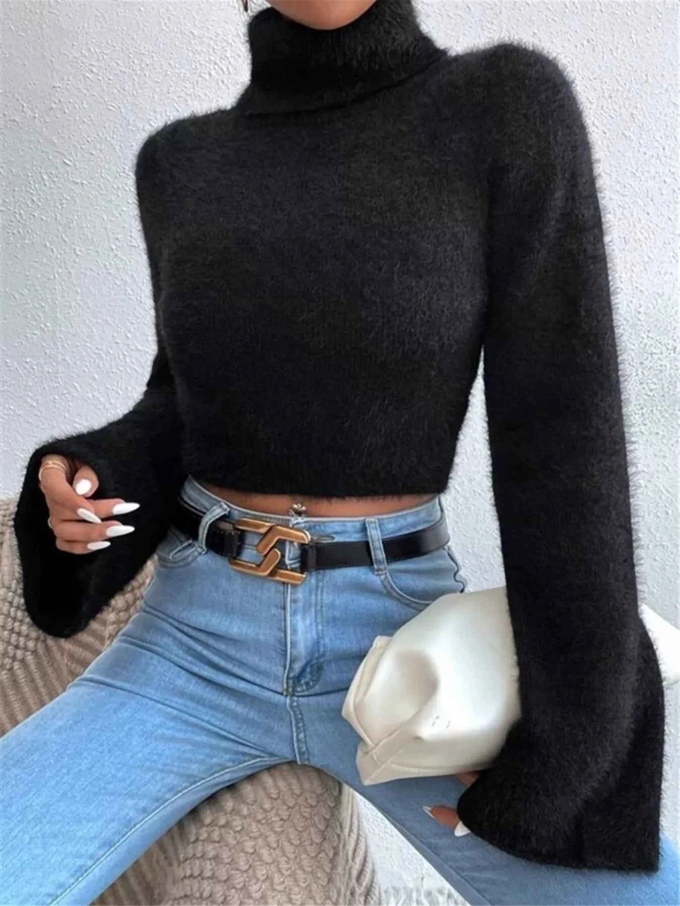 Turtleneck Flare Sleeve Sweater 15171c4b2f54478a99490ea2bc9e9346-Max-Origin