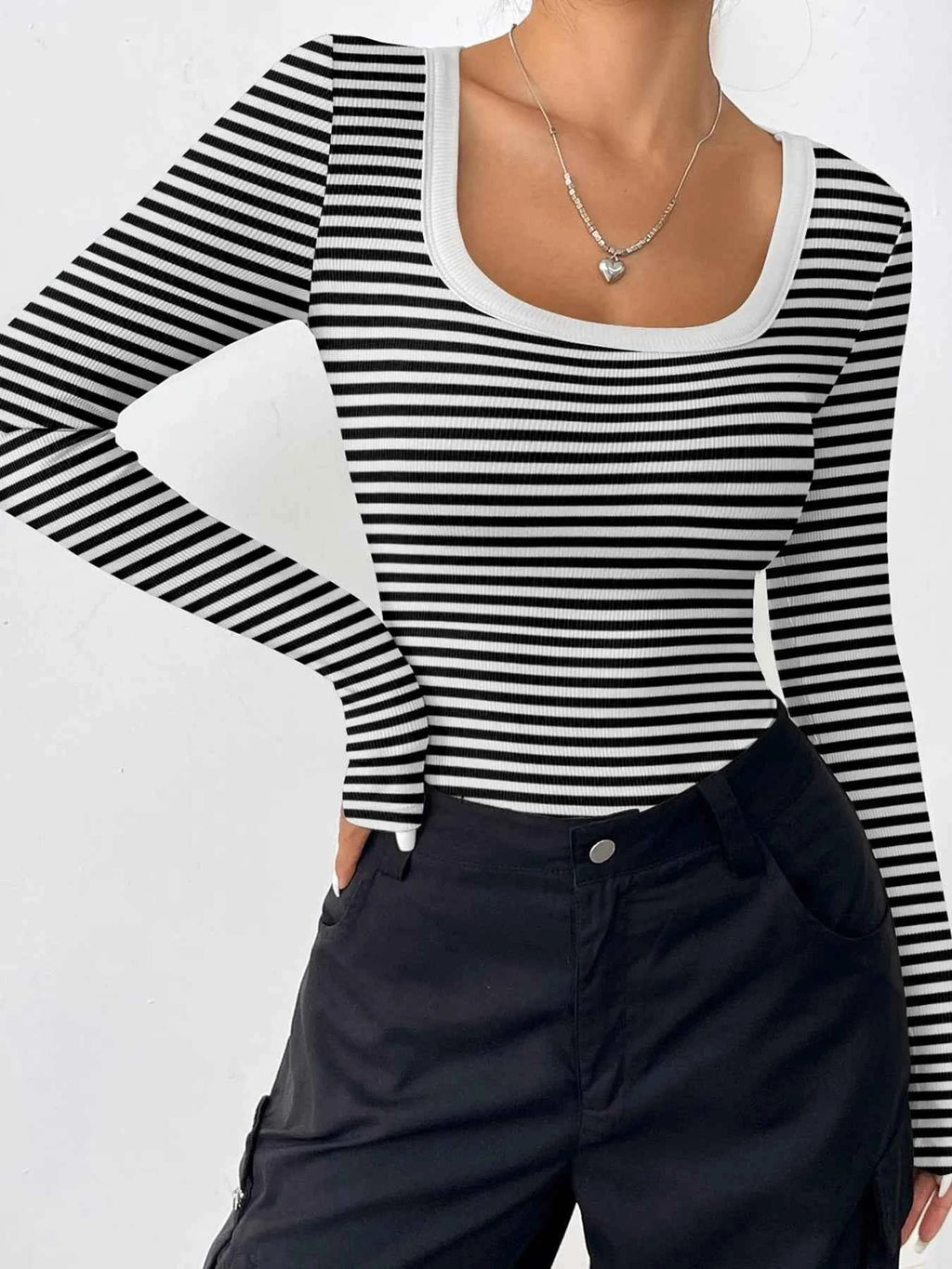 Striped Long Sleeve Scoop Neck T-Shirt 154897b233c647bb984e6aa4bcd8e4be-Max-Origin