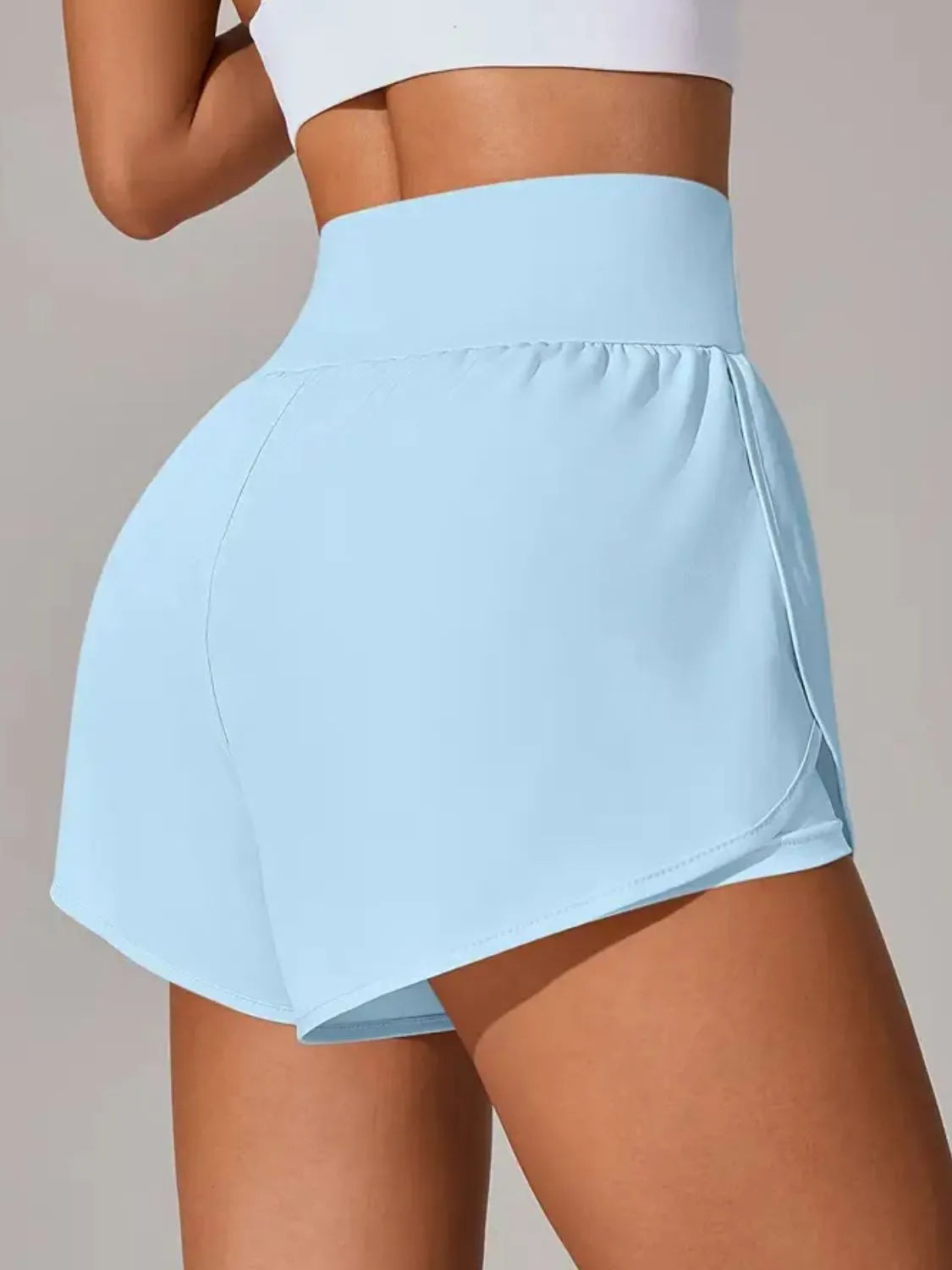 Pocketed High Waist Active Shorts 154bca2d-0d07-40e9-82f3-e884fc7b367c-Max-Origin