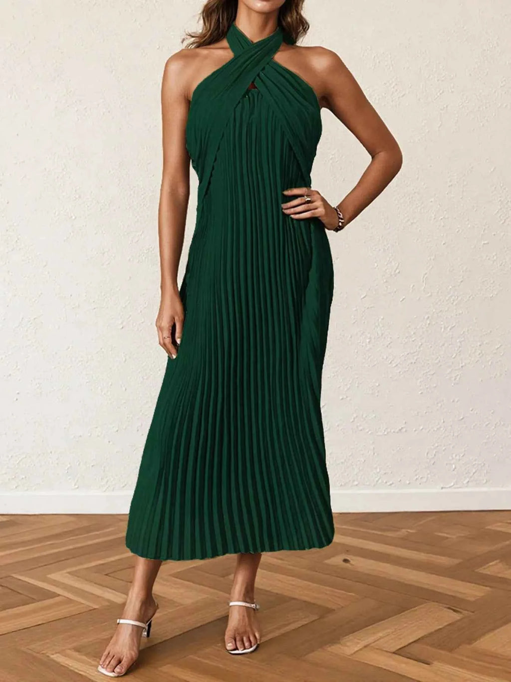Pleated Halter Neck Midi Dress 158559c33fa34279b78e45ab025d1e8a-Max-Origin