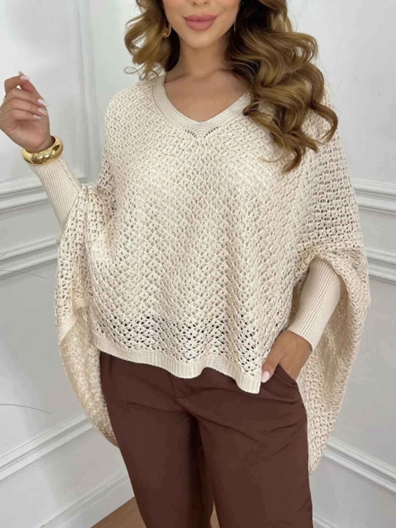 Crochet V-Neck Batwing Sleeves Oversized Sweater Apricot 1690966e-ccbc-41d1-ab37-0c8aaf6edfb2-Max-Origin