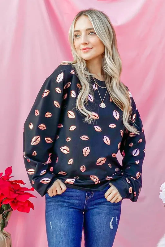 And The Why Kiss Pink Foil Allover Print Pullover Sweatshirts 177e1a5978614f809b505abba794272a-Max-Origin