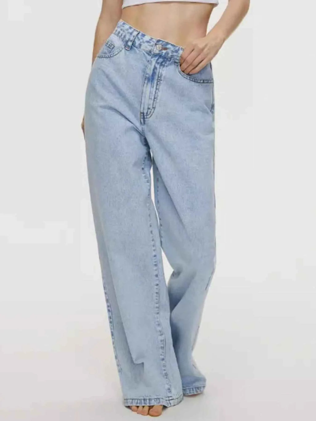 High-Waisted Wide Leg Jeans 19daf0d4-ebcf-4824-b595-ba0aead6bfc1-Max-Origin