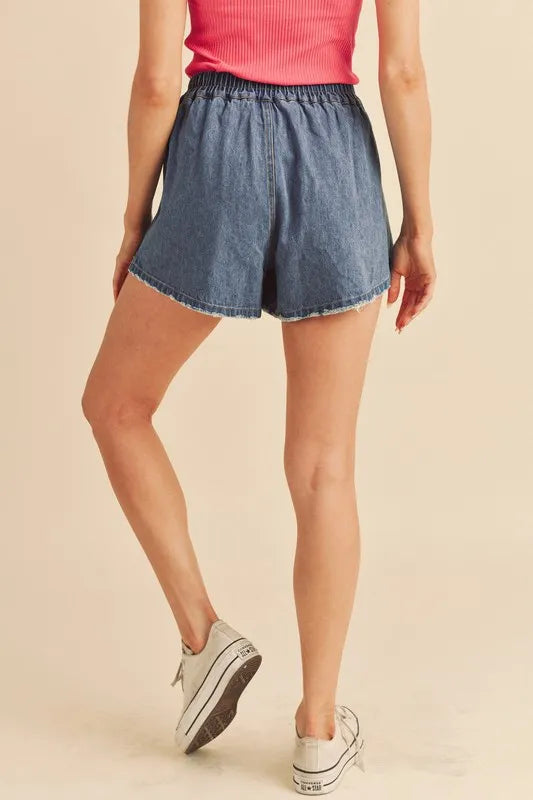 Aemi + Co Frayed Hem Elastic Waist Denim Shorts 1a737c11-cdb2-460f-9ba4-bd845f0a4c17-Max