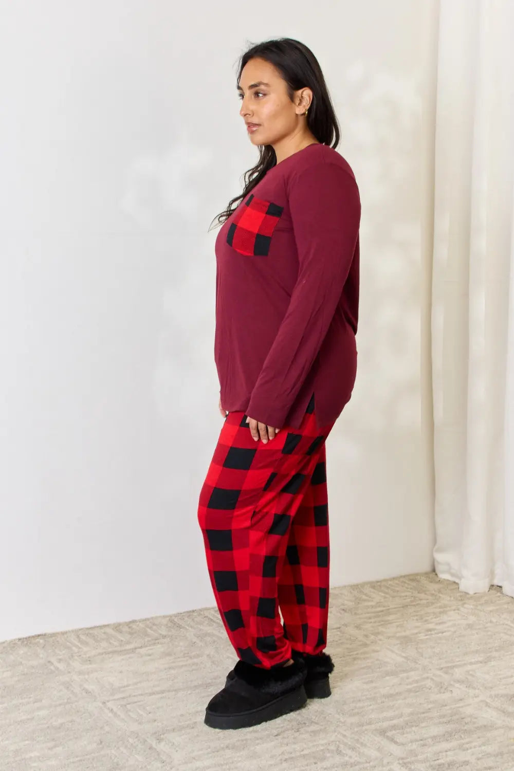 Zenana Full Size Plaid Round Neck Top and Pants Pajama Set 1ae26c273abd4739a7ce5fe9cf00802e-Max