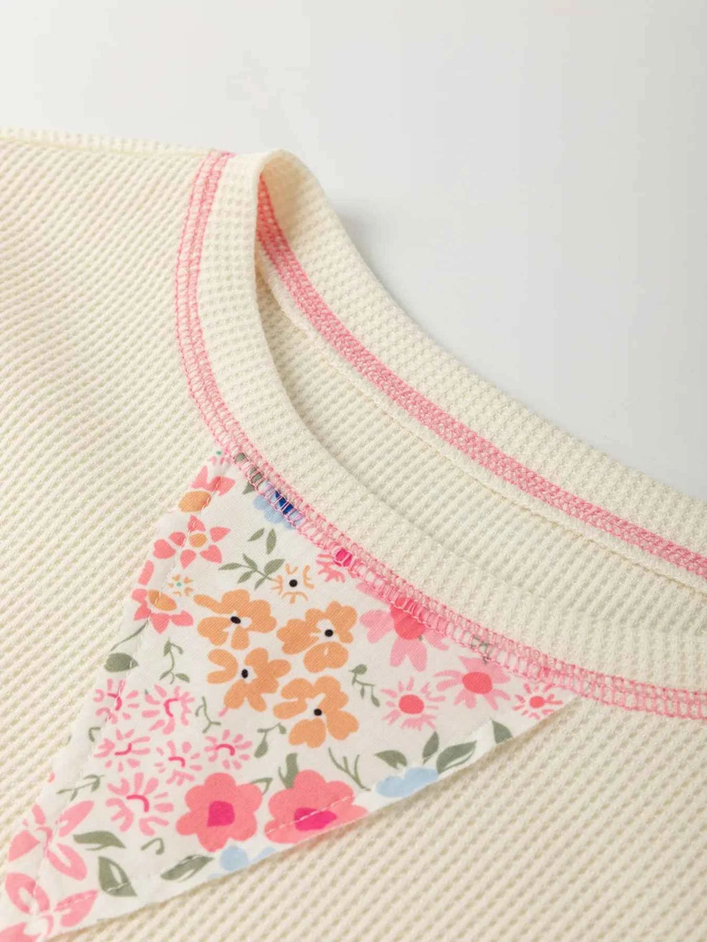 Floral Round Neck Relaxed Fit T-Shirt 1b4583101b1648fc8a4676d9a0b14f62-Max-Origin