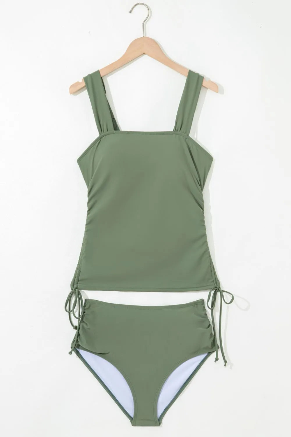 Drawstring Ruched Wide Straps Tankini Set 1c0f2805-ba23-44e3-ae66-c43f74fc68d1-Max-Origin