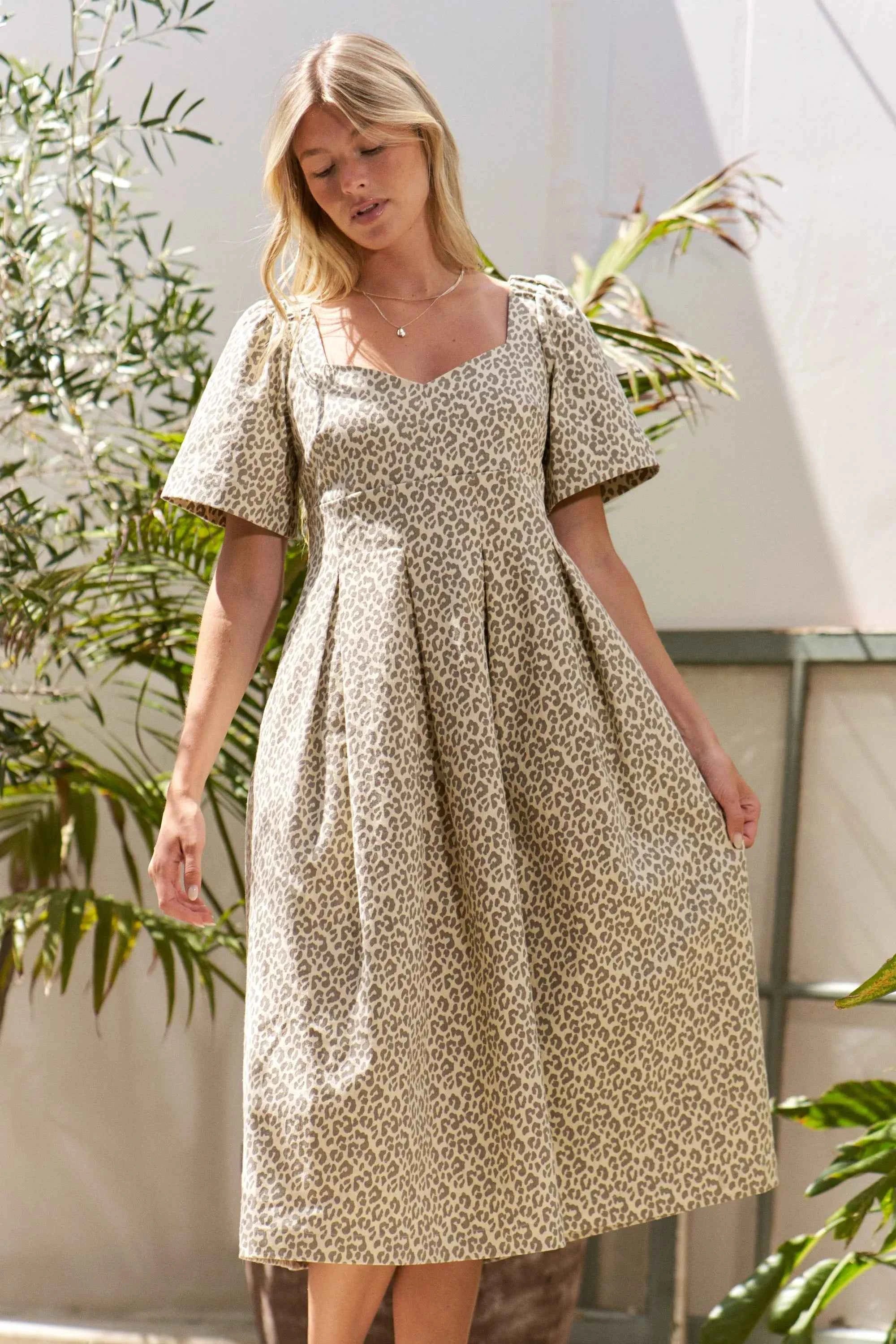 Jade By Jane Full Size Leopard Print Bell Sleeve Midi Dress Plus Size 1c615672270f4bb2b12fecdd73aa2ead-Max-Origin