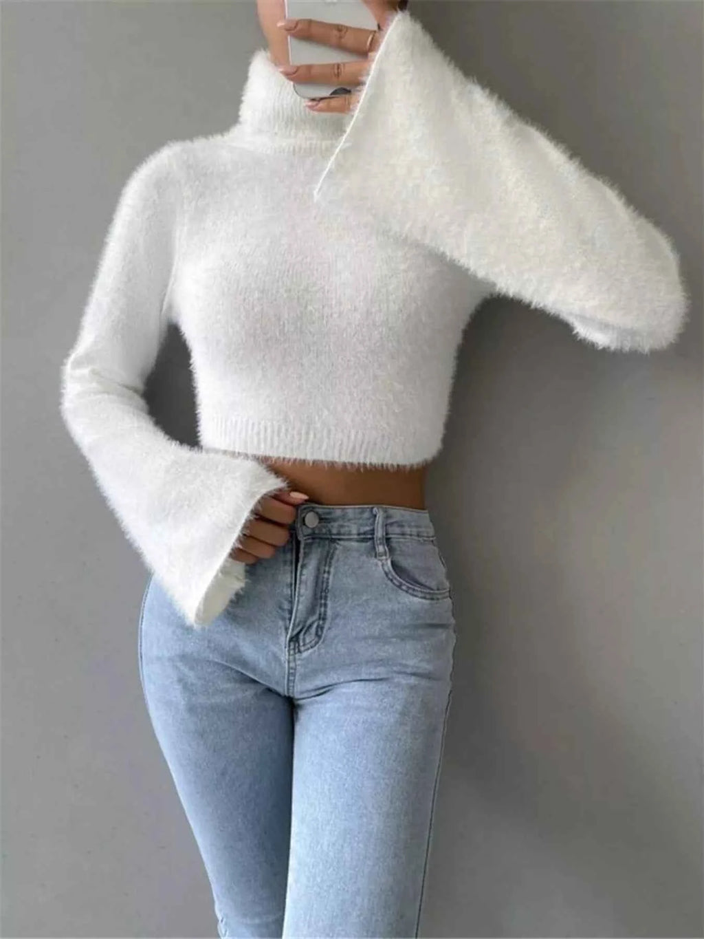 Turtleneck Flare Sleeve Sweater 1ce974758139444081edd6d652e99539-Max-Origin