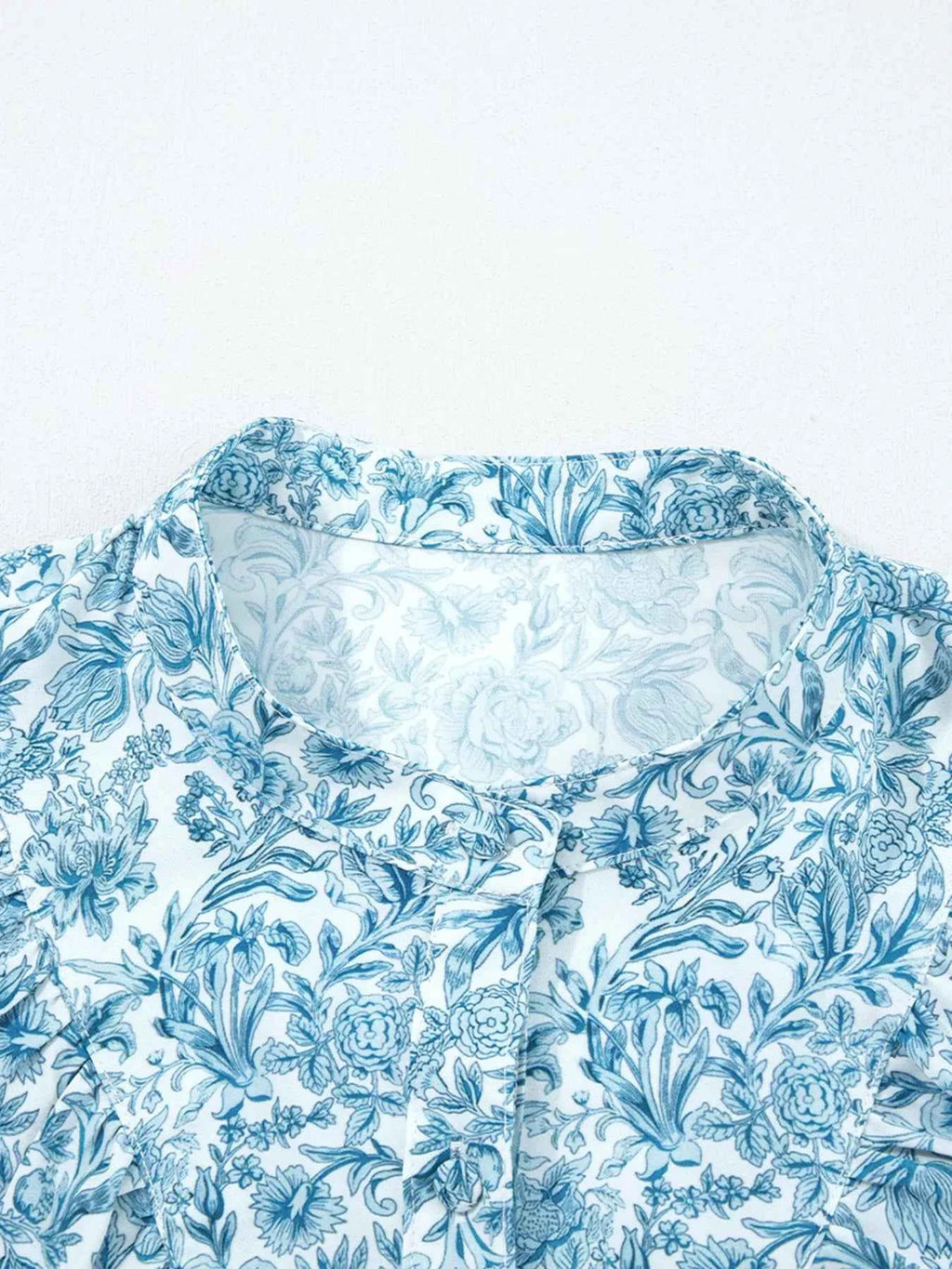 Floral Button Up Puff Sleeve Shirt 1d1940abda4c4234bea7e4d963bedd64-Max-Origin