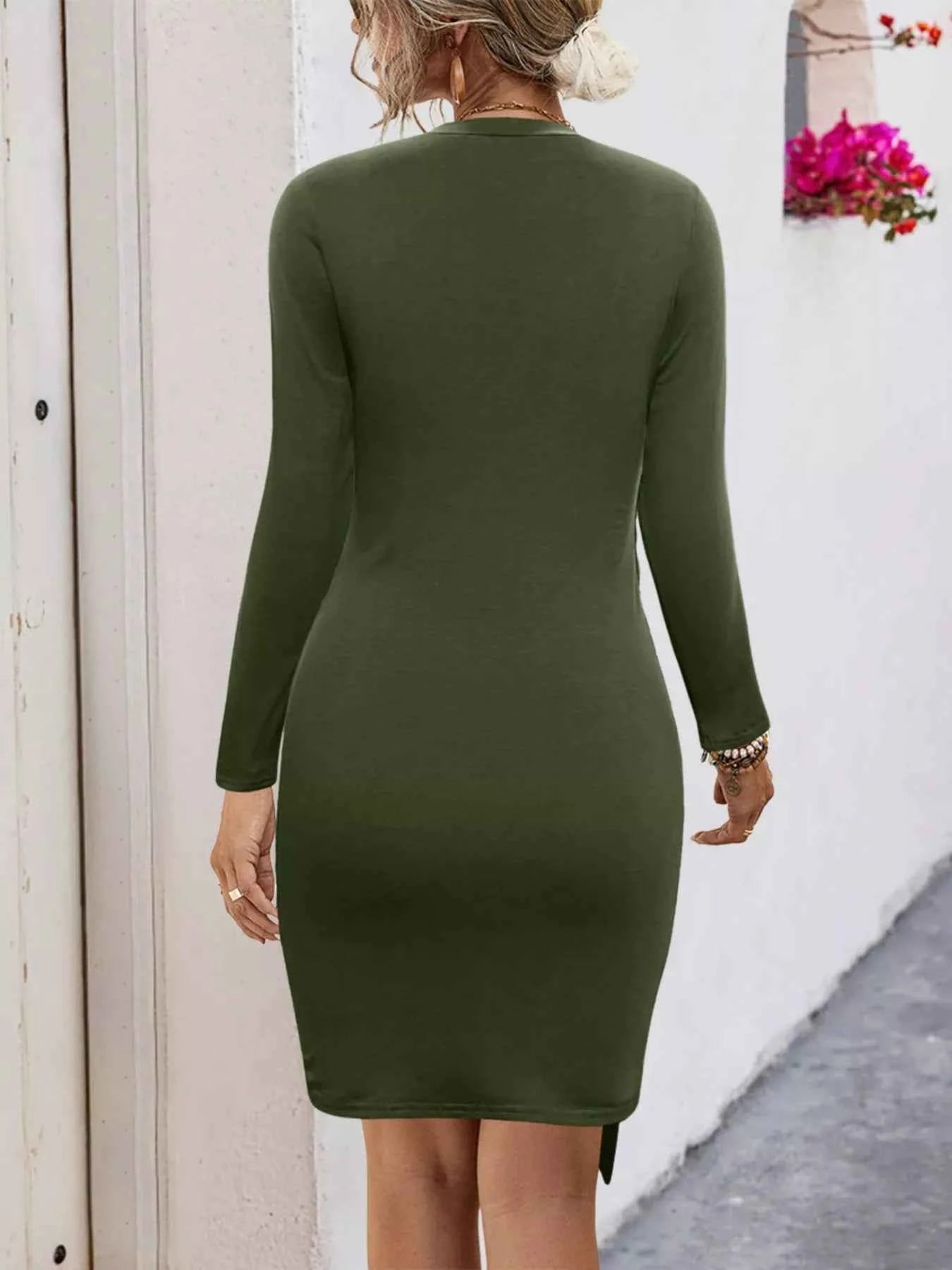 Round Neck Long Sleeve Bodycon Dress 1ddcbd52-7dea-49dc-ba71-059ab4a09c61-Max-Origin