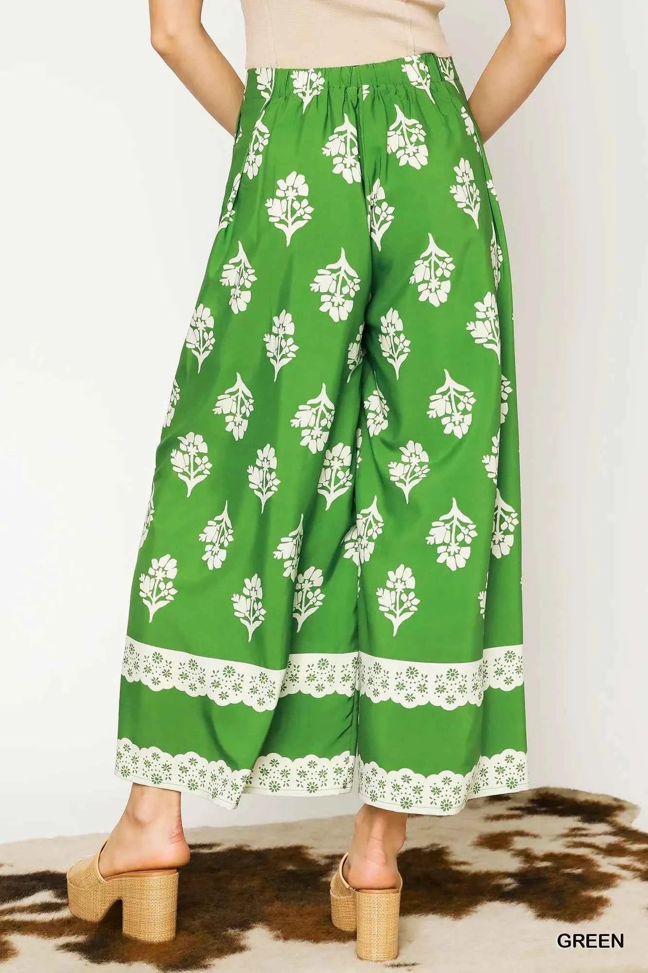 Umgee Floral Pleated Wide-Leg Pants 1de58cd2-4736-4344-8e31-82fd0c52595b-Max-Origin