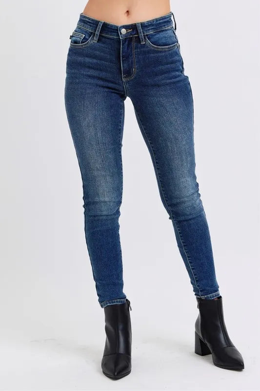 Judy Blue Full Size Run Mid-Rise Waist Skinny Jeans with Thermal Lining Dark 1de97fdb-fd43-4695-a0d3-034608311cba-Max