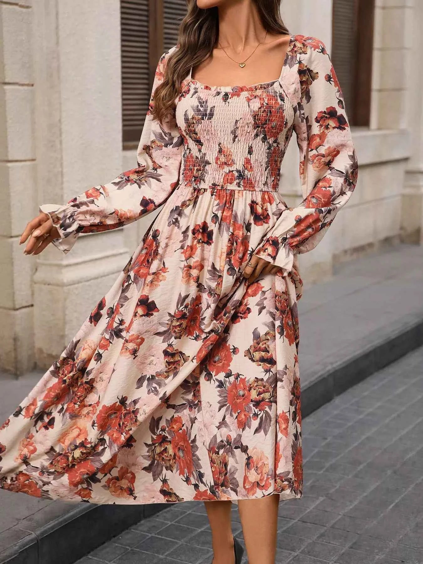 Smocked Floral Print Flounce Sleeve Dress 1df7bce3-2fed-44e0-b51c-849af95fbeae-Max-Origin
