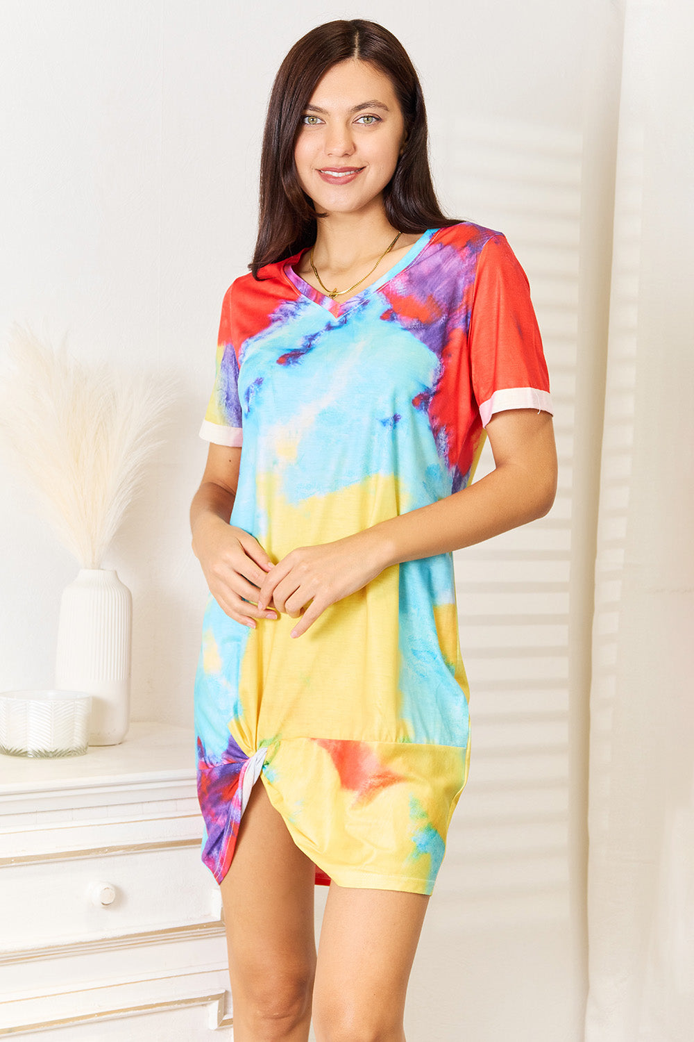 Shiny Tie-Dye V-Neck Twisted Dress Multicolor 1e5b9e57f13d472f8bbabc69c6c84d54-Max