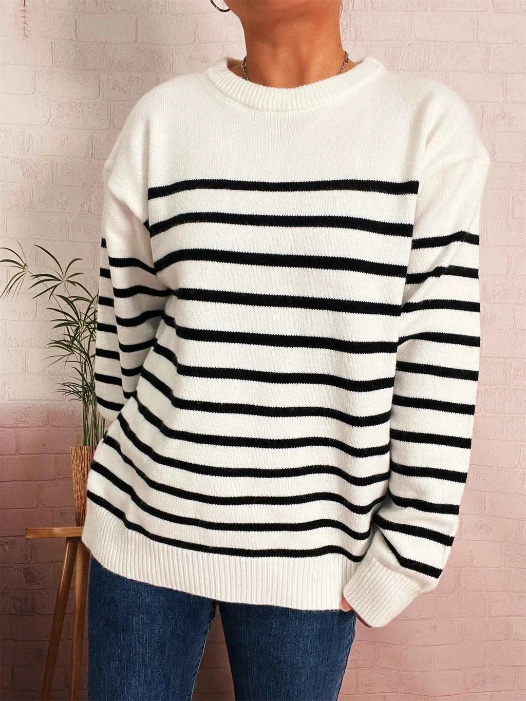 Striped Round Neck Drop Shoulder Sweater 1e8b7e0842604ef1a0b0323b2149d4f6-Max-Origin