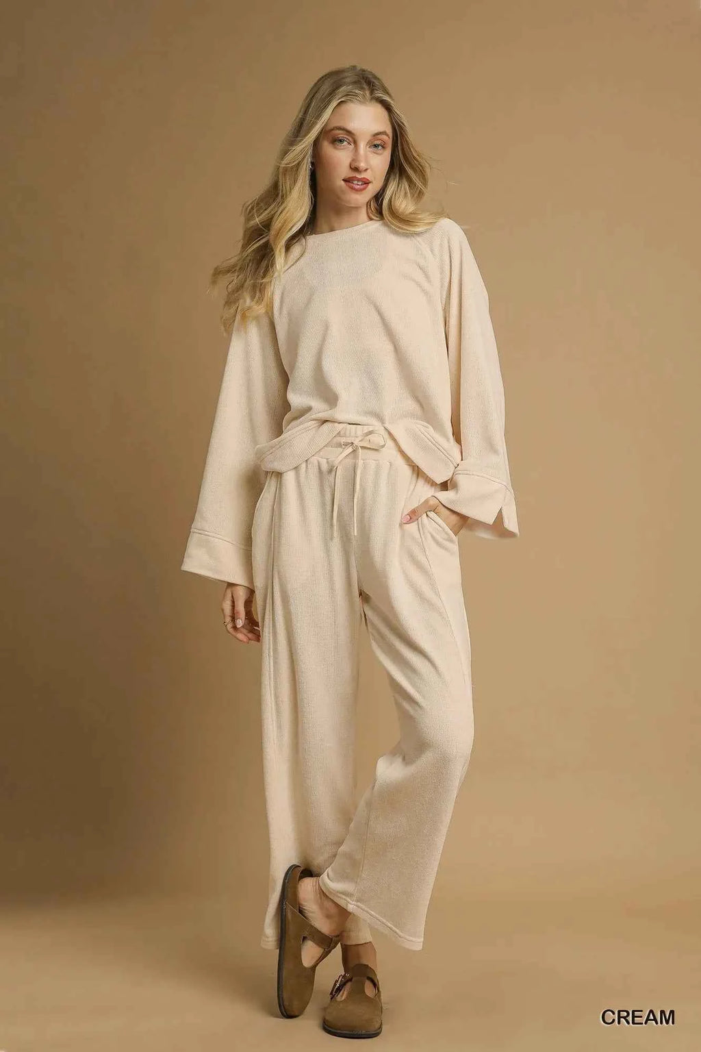 Umgee Drawstring Wide Leg Pants 2066929f-b20d-4573-8cd0-a7e89b5858b6-Max-Origin