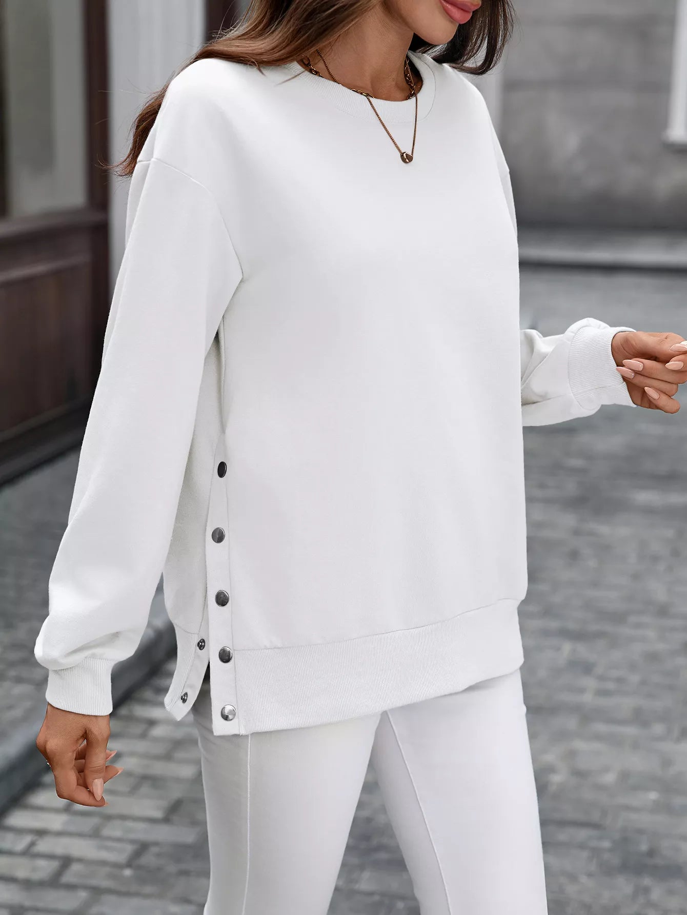 Side Snap Round Neck Sweatshirt 20a07339-0276-45d4-9519-29f23b1771ac-Max-Origin