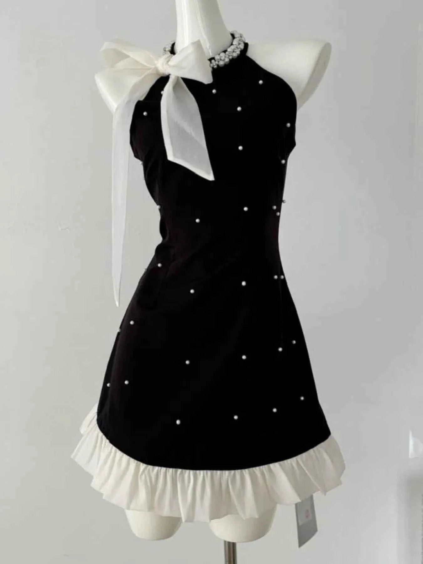 Pearl Detail Sleeveless Mini Dress 21655937-56b7-4ddb-b7f4-254af175bfbb-Max-Origin