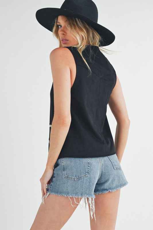 Western Love Vest 21842263_428ef79c-28e1-4191-b2fc-b5a78d201803