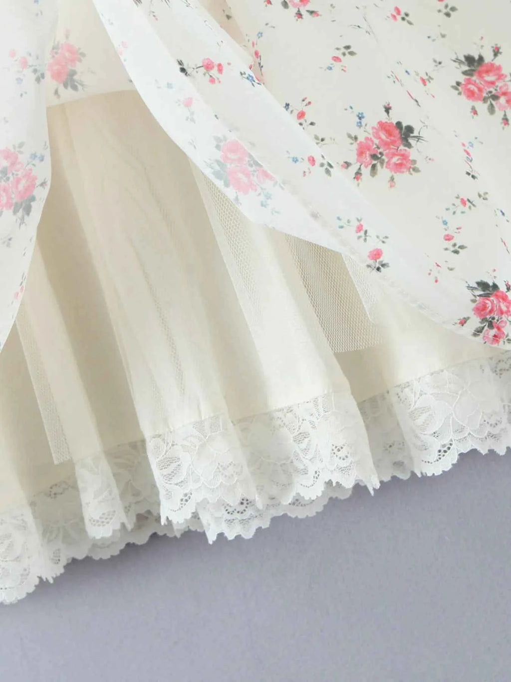 Off-Shoulder Floral Lace Trim Mini Dress 21a3024b327a4ebb951e29f31501a5a0-Max-Origin