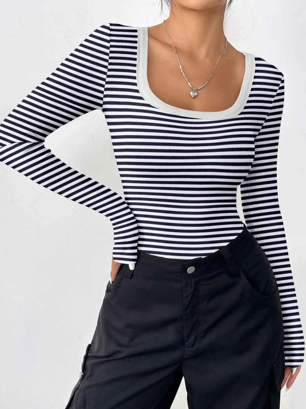 Striped Long Sleeve Scoop Neck T-Shirt 221ce840-ae2c-474a-a4dd-84debf1f7490-Max-Origin