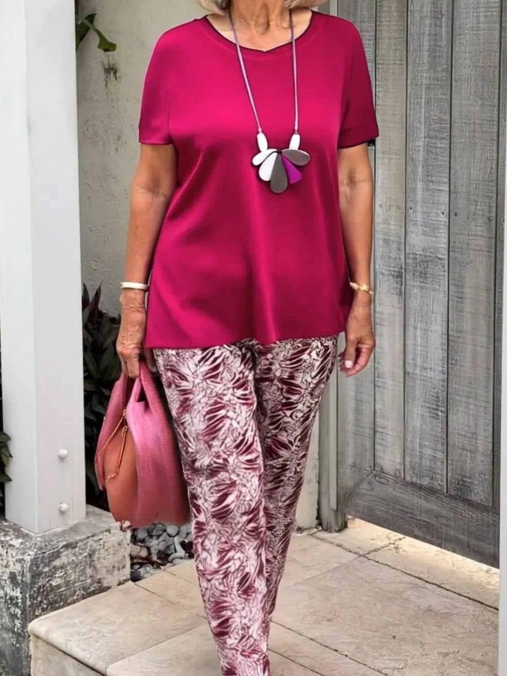 Full Size Round Neck Short Sleeve Top and Pants Set Plus Size 22533151-e2cd-46cb-b7fd-06c9b136ef85-Max-Origin