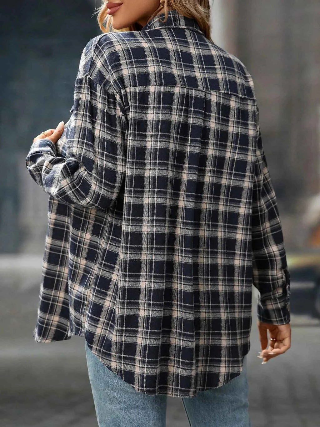 Plaid Button-Down Oversized Shirt 23d439c2-8601-4db5-b706-ed3583cbac79-Max-Origin