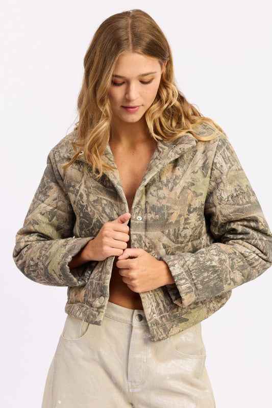 WOODLAND CAMO PUFFER JACKET 24310988_8f124a45-a5eb-44b6-94d1-c7b45c3af08f